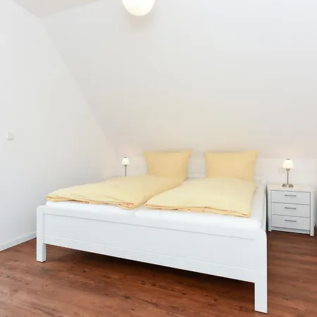 Lachmoewe - Uns Huus An T Kuest